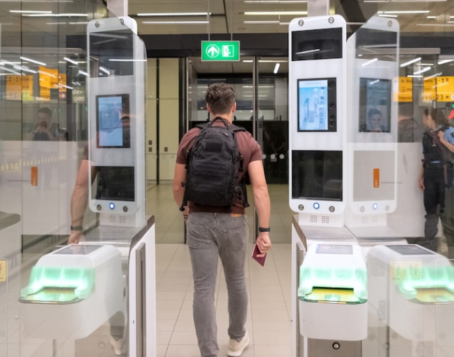 В ЕС подводят итоги внедрения цифрового пограничного контроля