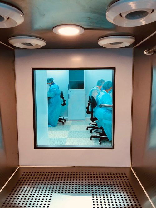 Врач протестировал на себе аптечное средство от боли в суставах